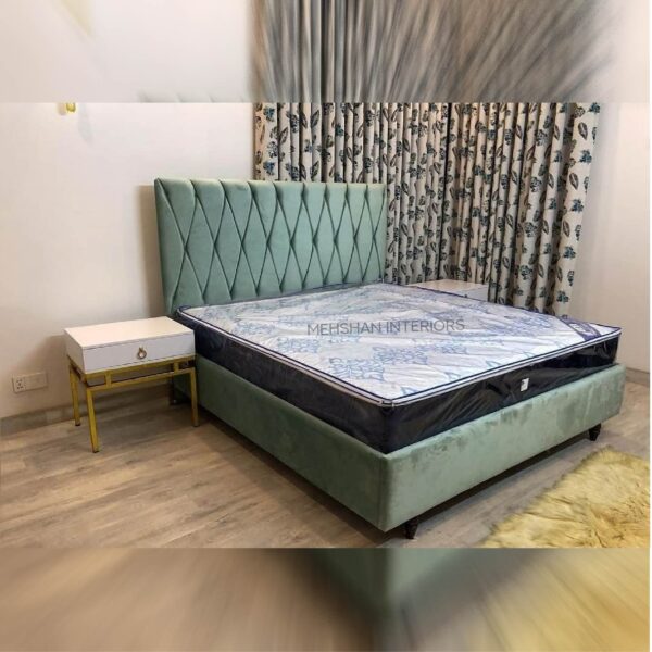 Alluring King Size Bed